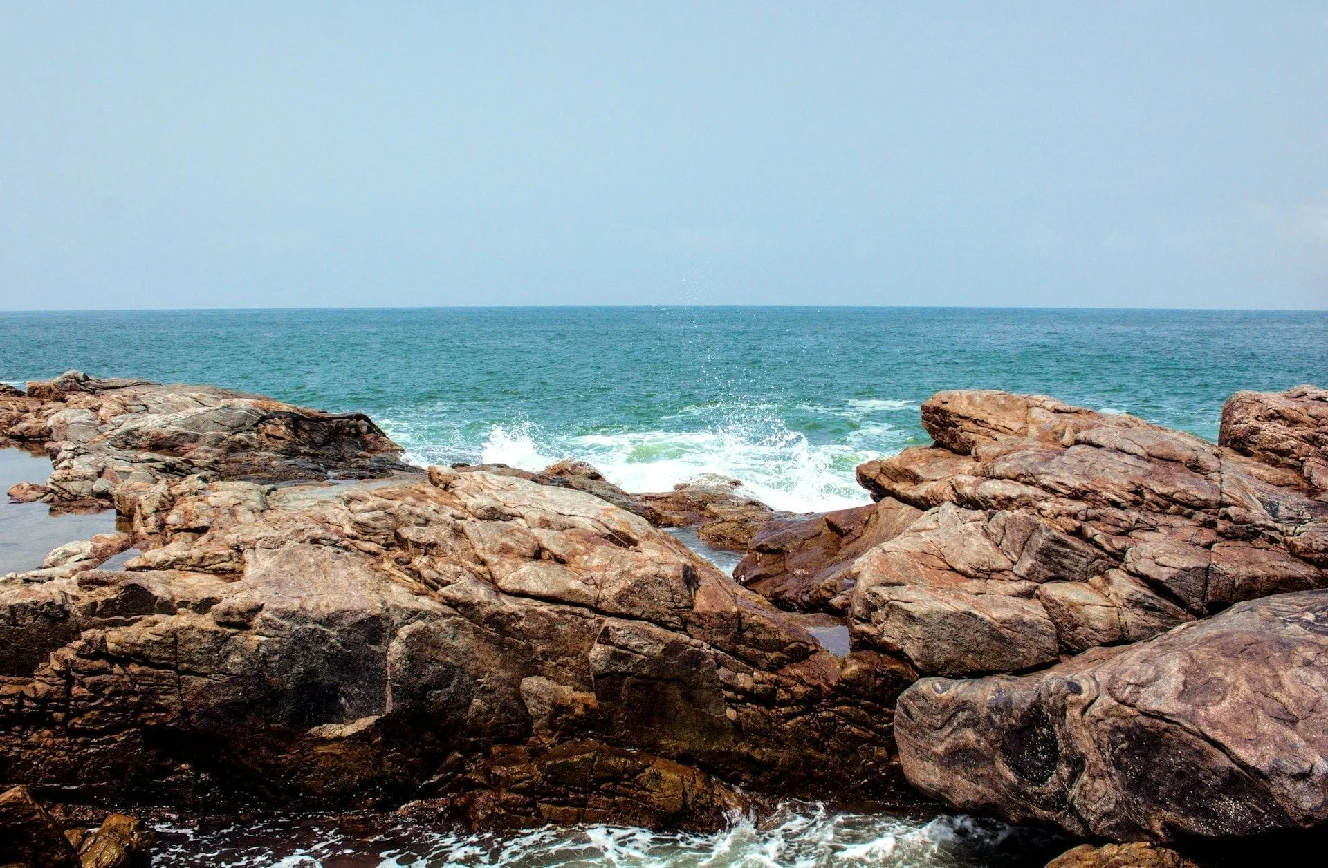 rochers bords de mer